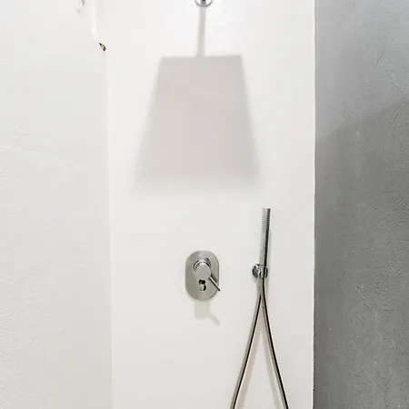 Welkhom Bocconi Loft 2bdr And 2bth Διαμέρισμα