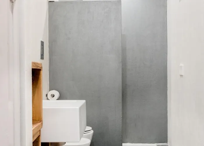 Apartament Welkhom Bocconi Loft 2bdr And 2bth Mediolan